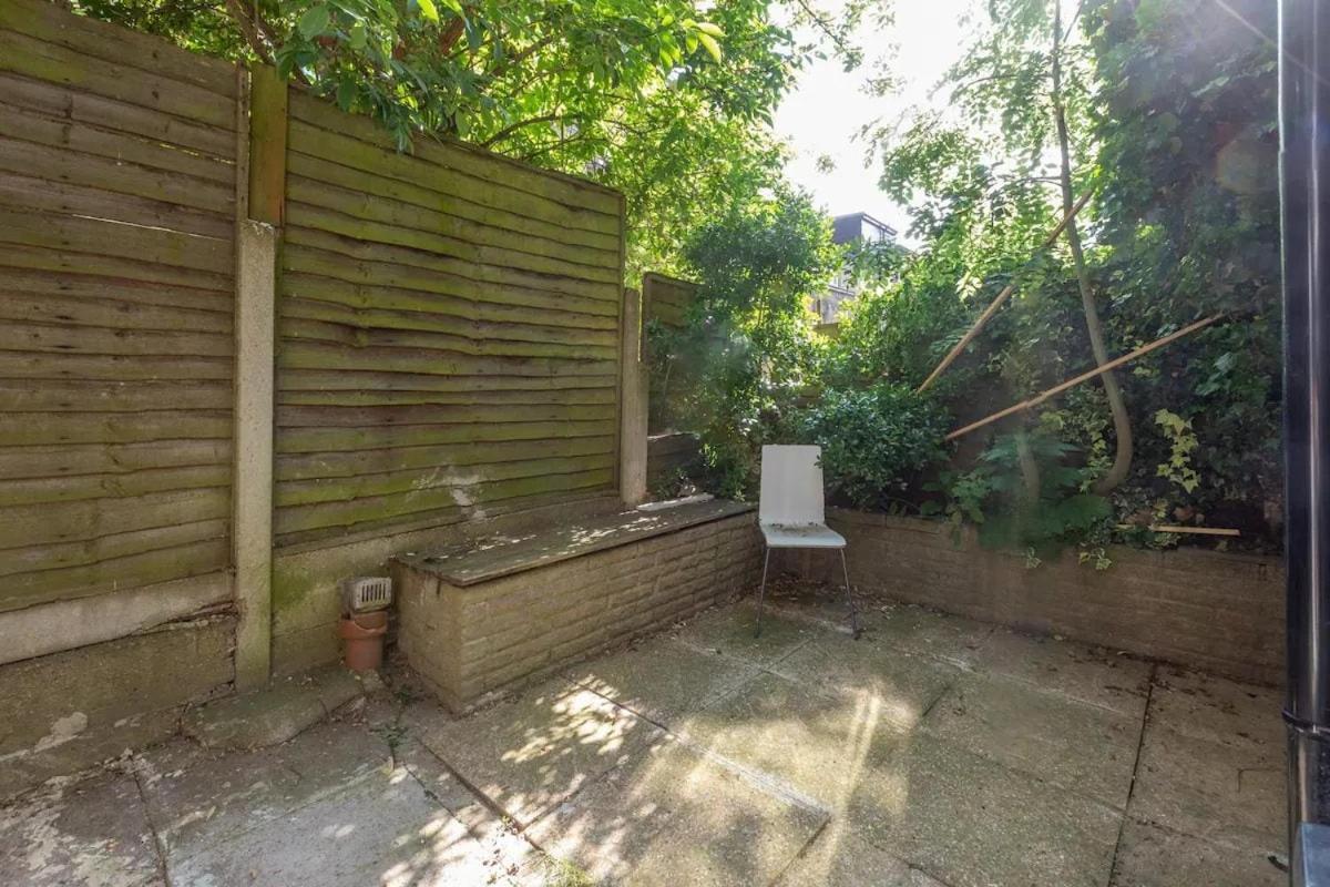 Stylish 2-Bed Flat In The Heart Of West Hampstead Leilighet London Eksteriør bilde